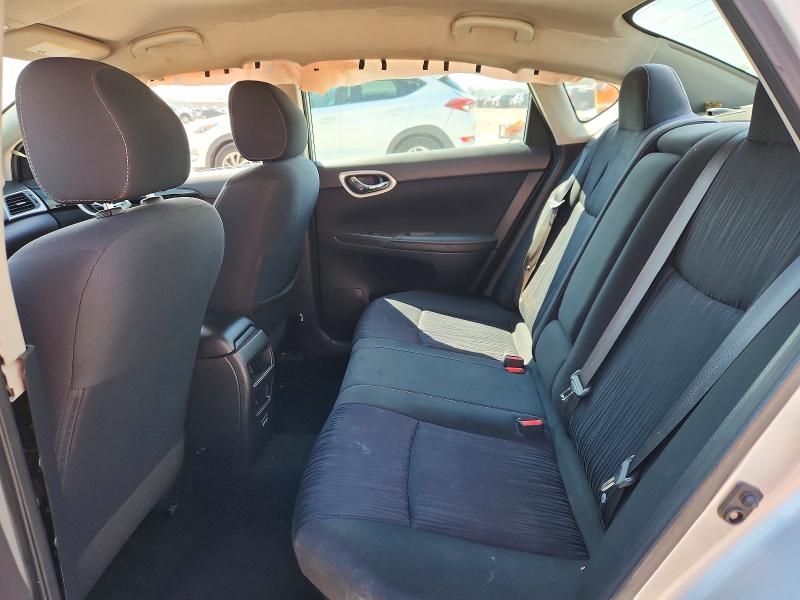 70331056 :رقم المزاد ، 3N1AB7AP5KL604798 vin ، 2019 Nissan Sentra مزاد بيع