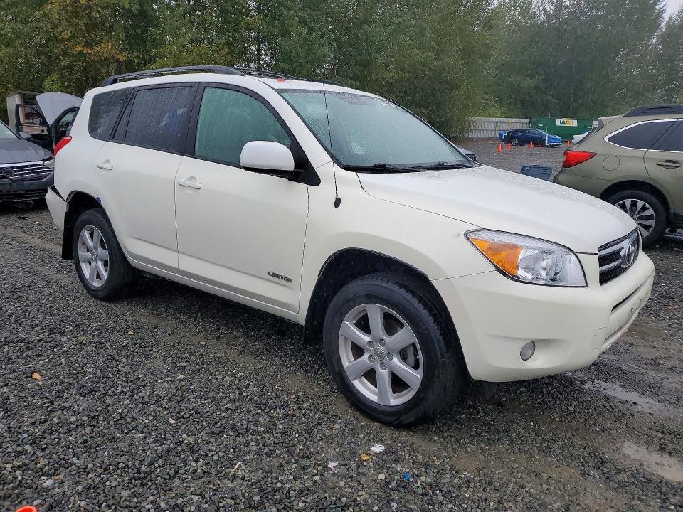 Продажа на аукционе авто 2006 Toyota Rav4, vin: JTMBD31V965039898, номер лота: 70262816