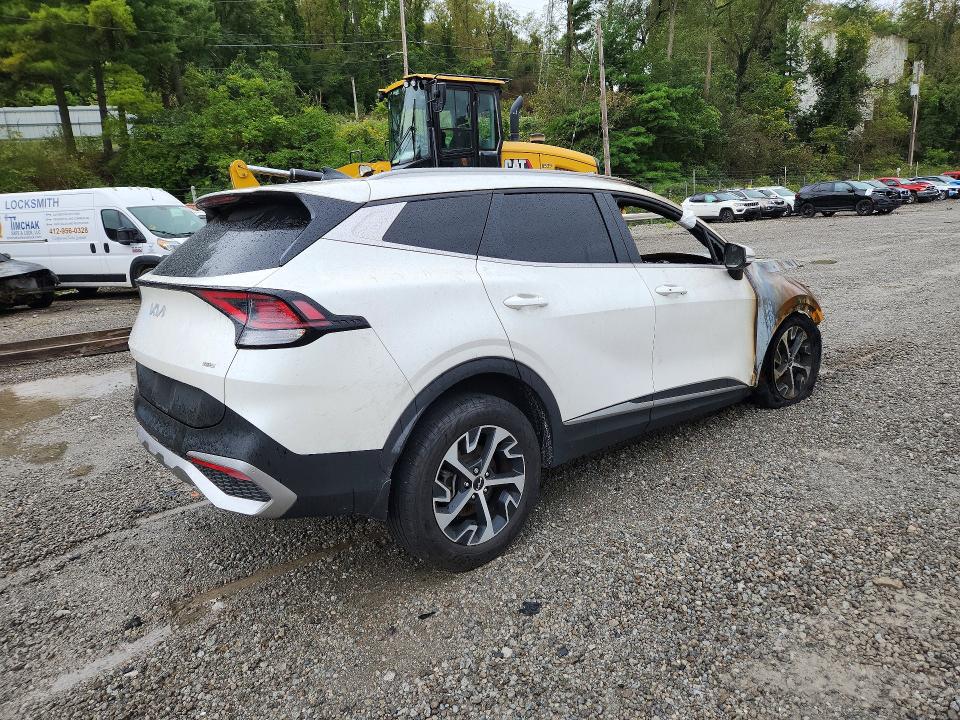 Продаж на аукціоні авто 2023 Kia Sportage, vin: KNDPVCAG5P7106734, номер лоту: 68983556