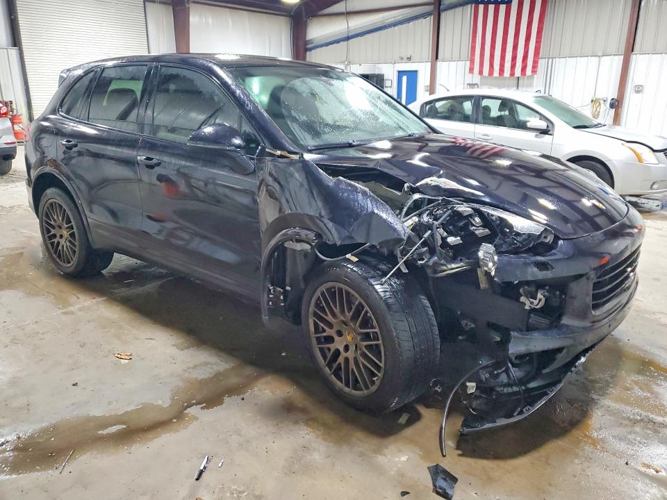 68798686 :رقم المزاد ، WP1AA2A28JKA02371 vin ، 2018 Porsche Cayenne مزاد بيع