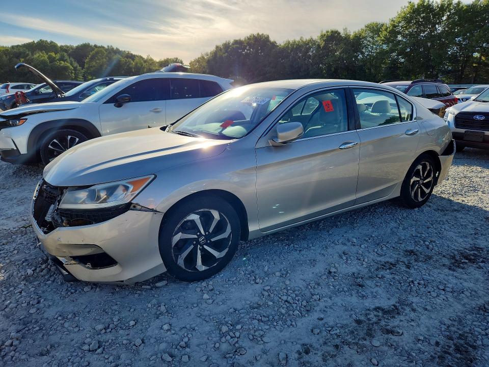 2016 Honda Accord მანქანა იყიდება აუქციონზე, vin: 1HGCR2F74GA139492, აუქციონის ნომერი: 70079026