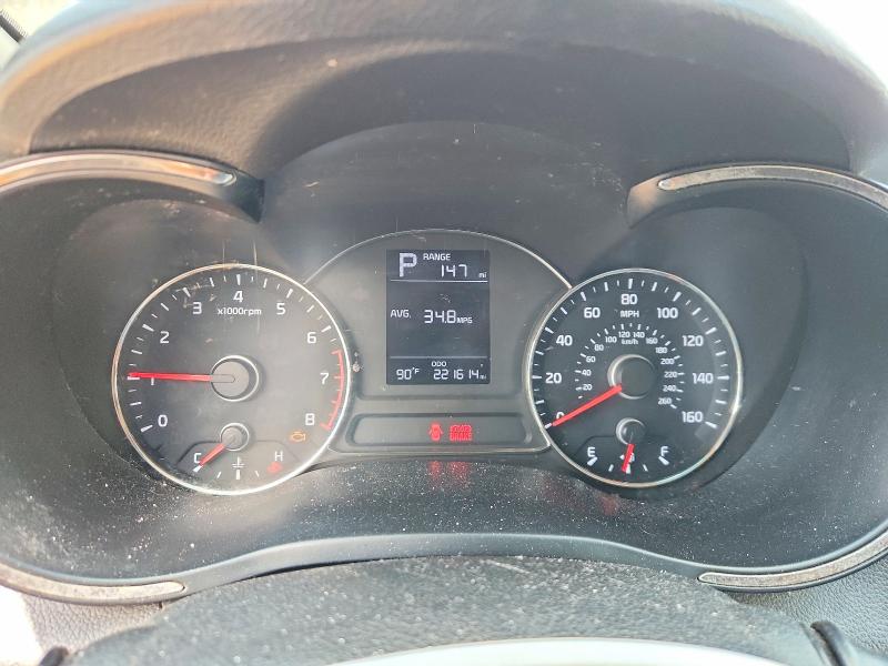 68338916 :رقم المزاد ، 3KPFK4A7XJE205633 vin ، 2018 Kia Forte مزاد بيع