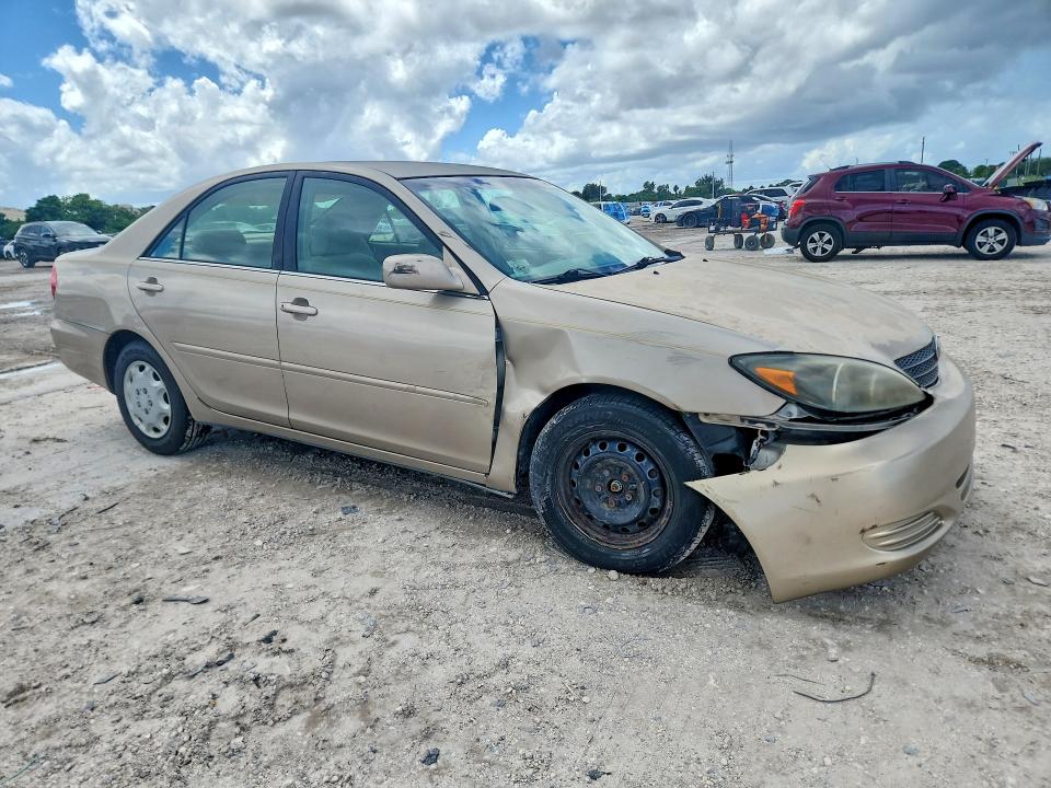2003 Toyota Camry მანქანა იყიდება აუქციონზე, vin: 4T1BE32K13U175053, აუქციონის ნომერი: 70490456
