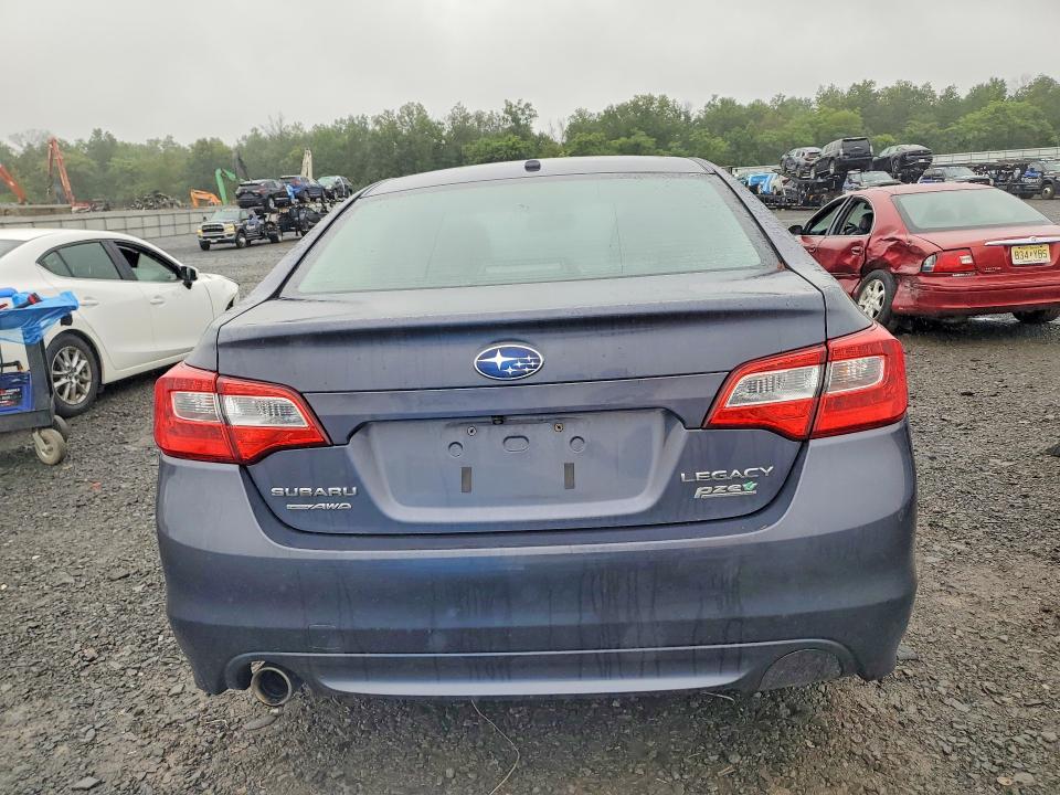 67302616 :رقم المزاد ، 4S3BNAD66F3076067 vin ، 2015 Subaru Legacy مزاد بيع