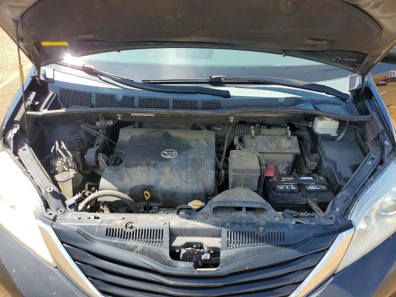 Продажа на аукционе авто 2012 Toyota Sienna, vin: 5TDKK3DC4CS183400, номер лота: 70337456