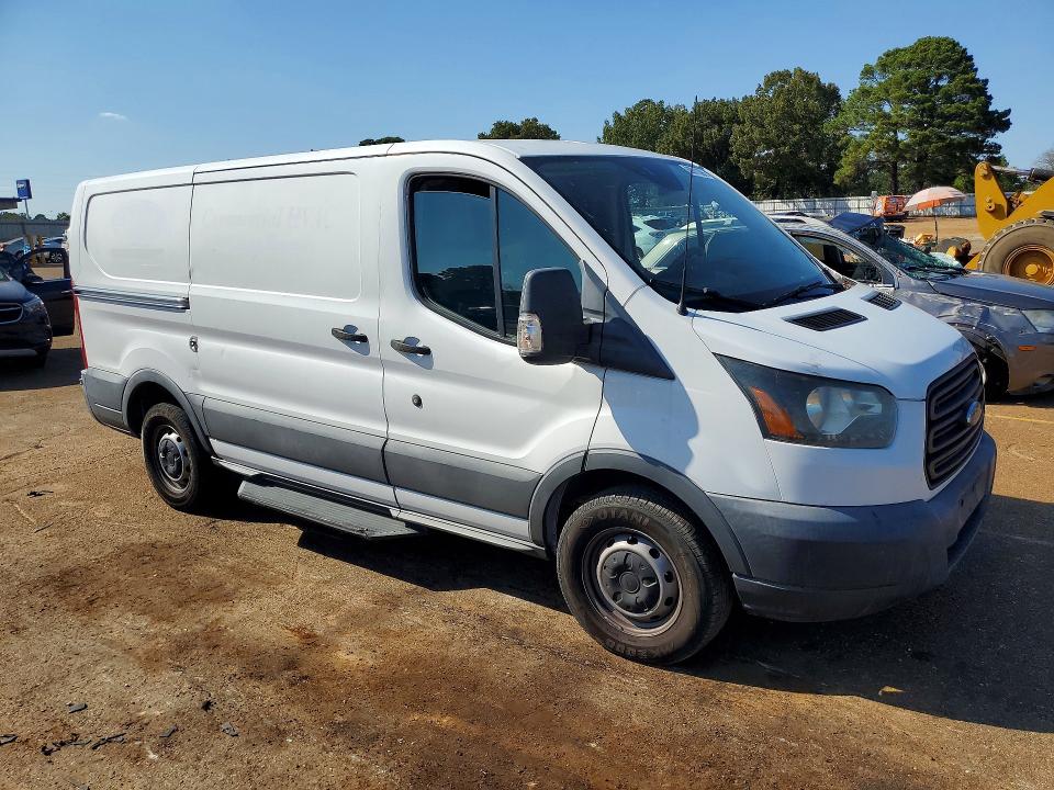 69611396 :رقم المزاد ، 1FTYR1YM4HKB33236 vin ، 2017 Ford Transit مزاد بيع