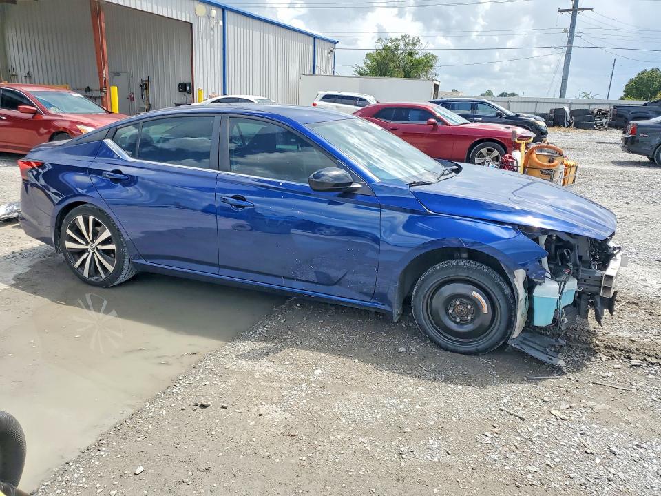 2020 Nissan Altima მანქანა იყიდება აუქციონზე, vin: 1N4BL4CV1LC266876, აუქციონის ნომერი: 68147836