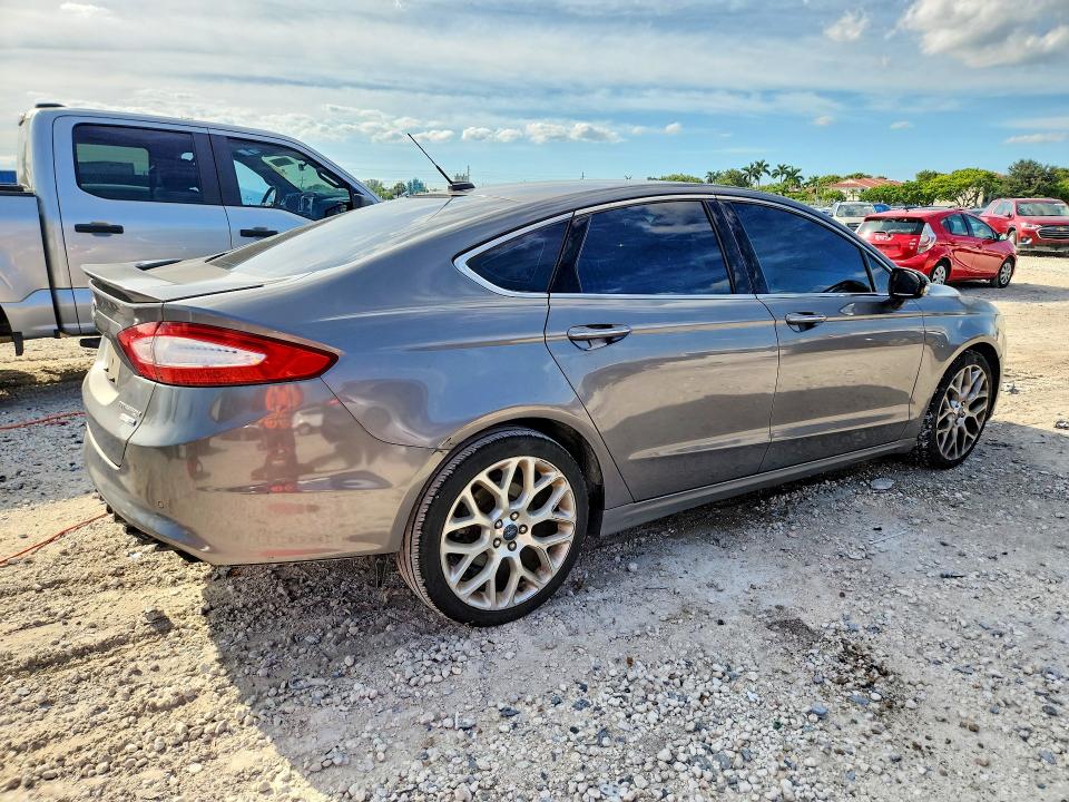 2013 Ford Fusion მანქანა იყიდება აუქციონზე, vin: 3FA6P0D93DR270771, აუქციონის ნომერი: 71030046