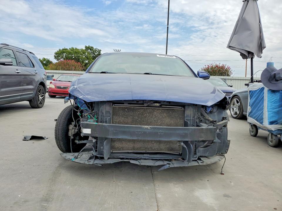 Продажа на аукционе авто 2020 Hyundai Elantra, vin: 5NPD84LF9LH523400, номер лота: 67122086