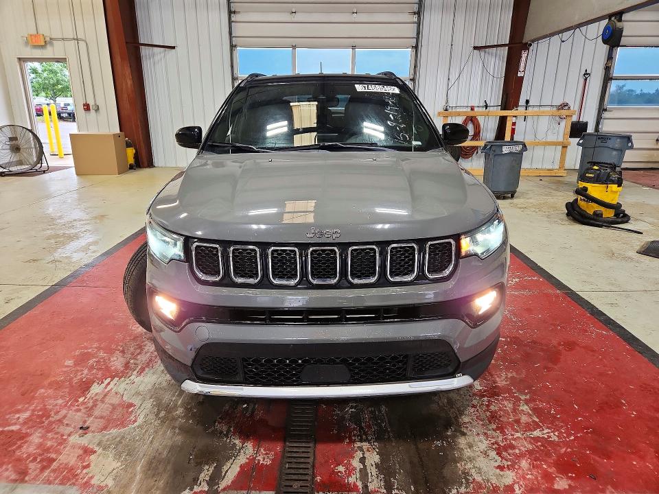 67468546 :رقم المزاد ، 3C4NJDCN4RT596439 vin ، 2024 Jeep Compass مزاد بيع