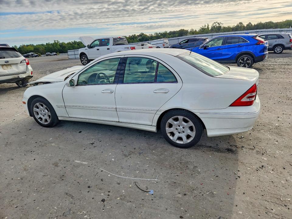 Продажа на аукционе авто 2006 Mercedes-benz C, vin: WDBRF92H76F821369, номер лота: 70819416