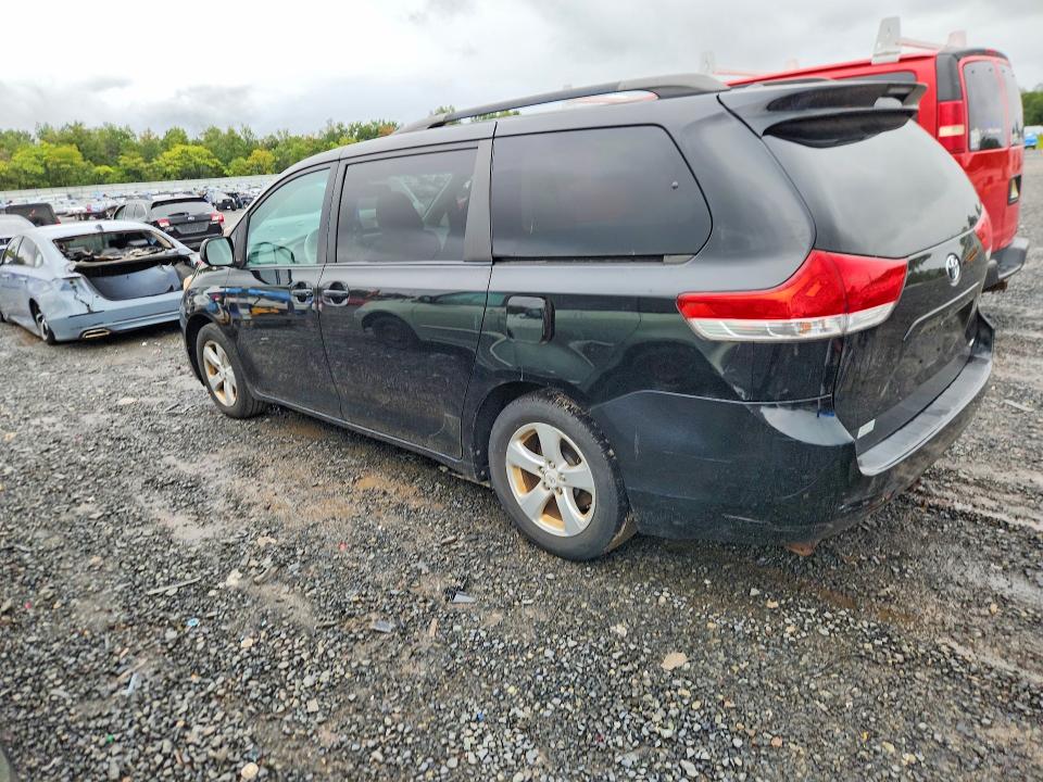 Продажа на аукционе авто 2011 Toyota Sienna, vin: 5TDKK3DCXBS026386, номер лота: 70179906
