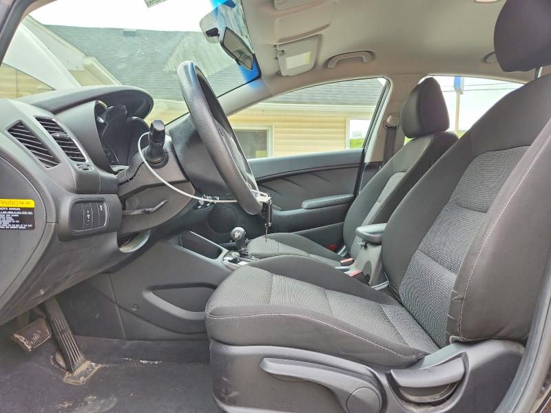 68766826 :رقم المزاد ، 3KPFK4A76JE184196 vin ، 2018 Kia Forte مزاد بيع