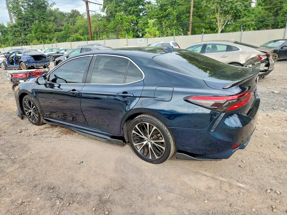 68751796 :رقم المزاد ، 4T1B11HK1KU280276 vin ، 2019 Toyota Camry مزاد بيع