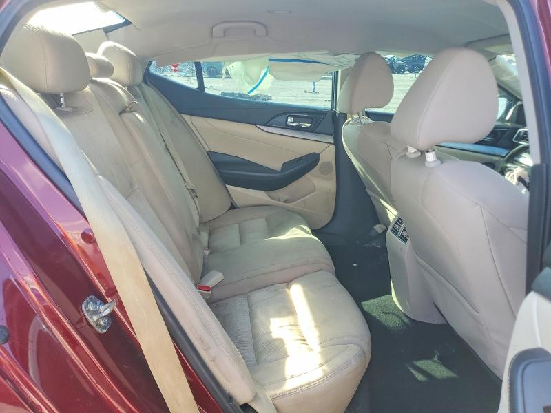 Продажа на аукционе авто 2017 Nissan Maxima, vin: 1N4AA6AP4HC368892, номер лота: 67733066