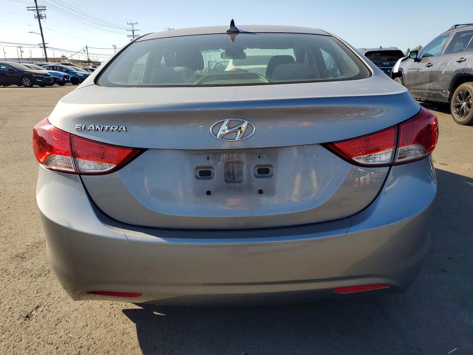 Продаж на аукціоні авто 2013 Hyundai Elantra, vin: KMHDH4AE5DU515890, номер лоту: 69624636