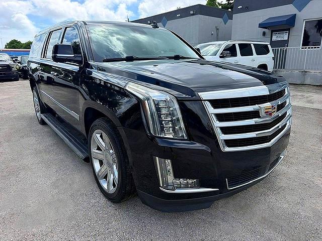 69011276 :رقم المزاد ، 1GYS3JKJ0LR149661 vin ، 2020 Cadillac Escalade مزاد بيع