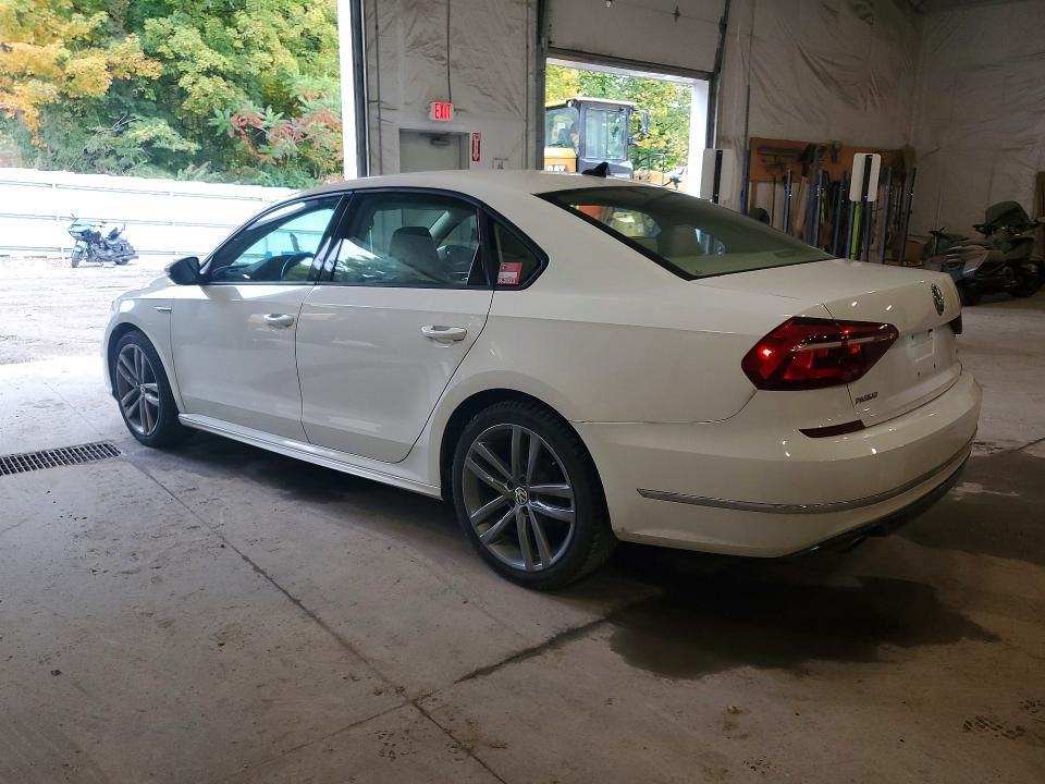 Продажа на аукционе авто 2018 Volkswagen Passat, vin: 1VWAA7A30JC008227, номер лота: 71236976