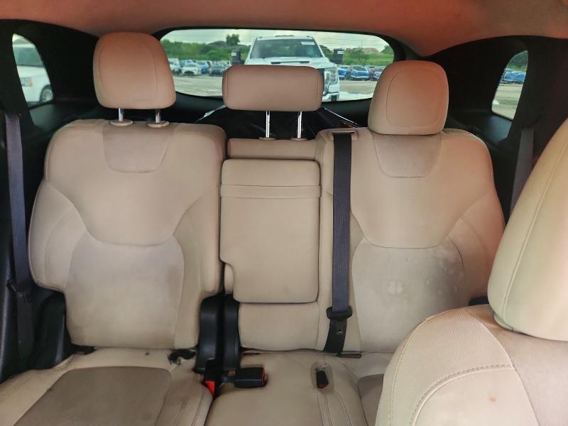 Продаж на аукціоні авто 2018 Jeep Cherokee, vin: 1C4PJLCB2JD604394, номер лоту: 69007996