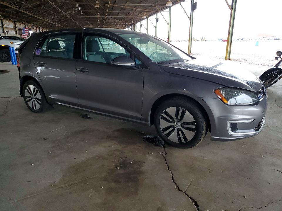 70870756 :رقم المزاد ، WVWKP7AU5GW916534 vin ، 2016 Volkswagen E-golf مزاد بيع