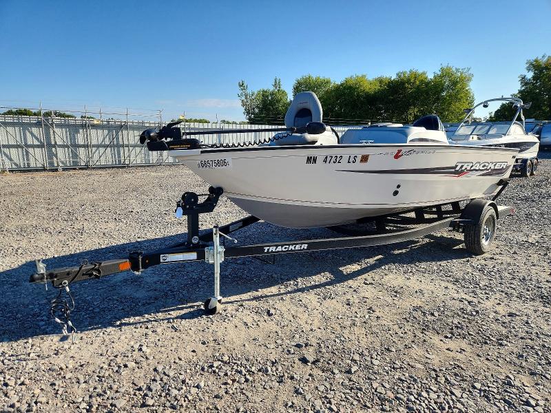Aukcja sprzedaży 2018 Tracker 17.7 Feet Boat, vin: BUJ74142B818, numer aukcji: 68575806