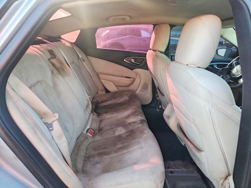 70313416 :رقم المزاد ، 1C3CCCFB7FN563853 vin ، 2015 Chrysler 200 مزاد بيع