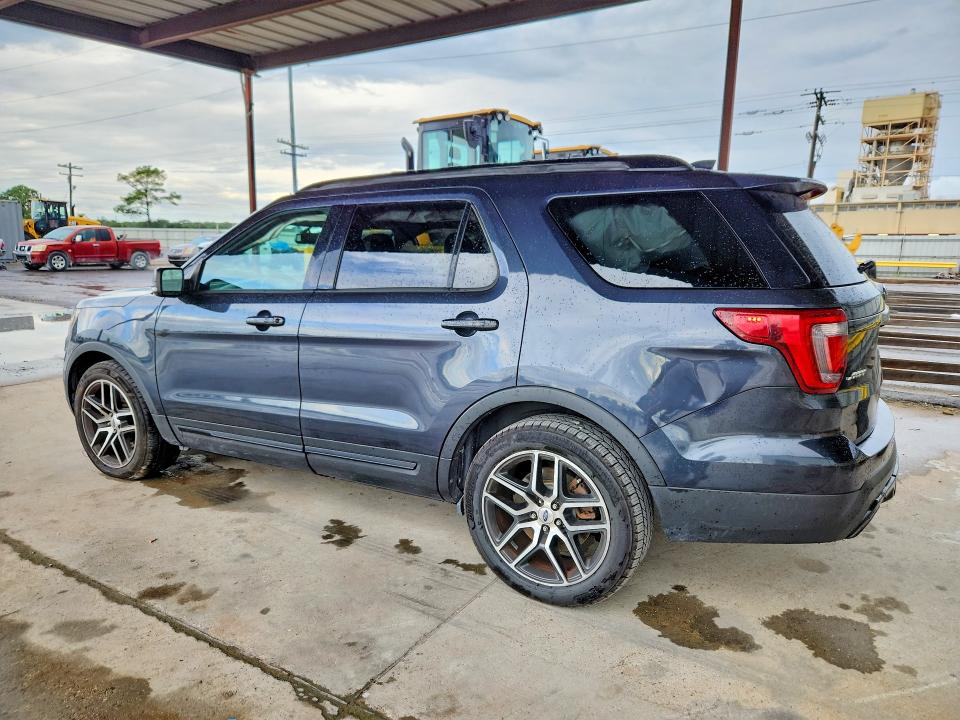Продажа на аукционе авто 2017 Ford Explorer, vin: 1FM5K8GT7HGD73095, номер лота: 67884906
