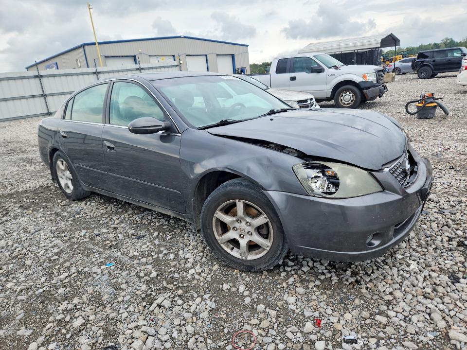 2005 Nissan Altima მანქანა იყიდება აუქციონზე, vin: 1N4AL11D55N466560, აუქციონის ნომერი: 68293156