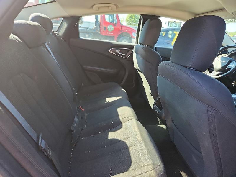 Продаж на аукціоні авто 2015 Chrysler 200, vin: 1C3CCCAB1FN758385, номер лоту: 68619326