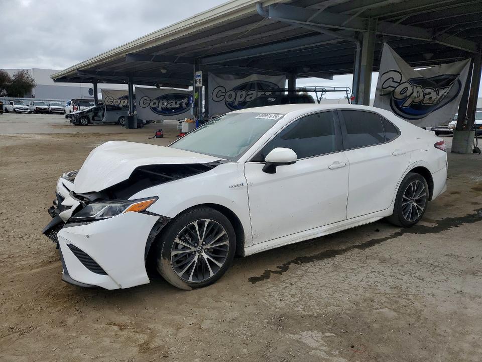 Продажа на аукционе авто 2019 Toyota Camry Hybrid, vin: 4T1B21HK0KU517045, номер лота: 69981616