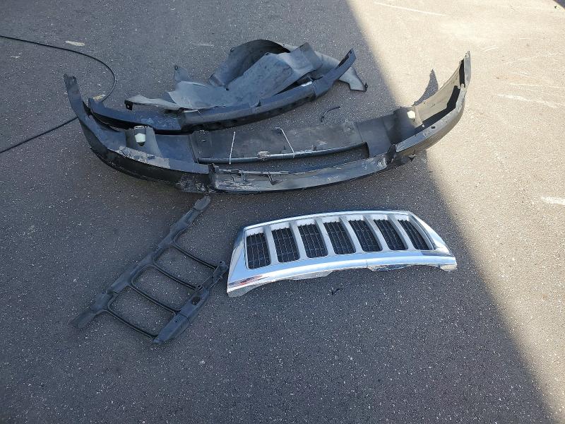 2004 Jeep Grand Cherokee მანქანა იყიდება აუქციონზე, vin: 1J8GX58N74C386386, აუქციონის ნომერი: 68097886