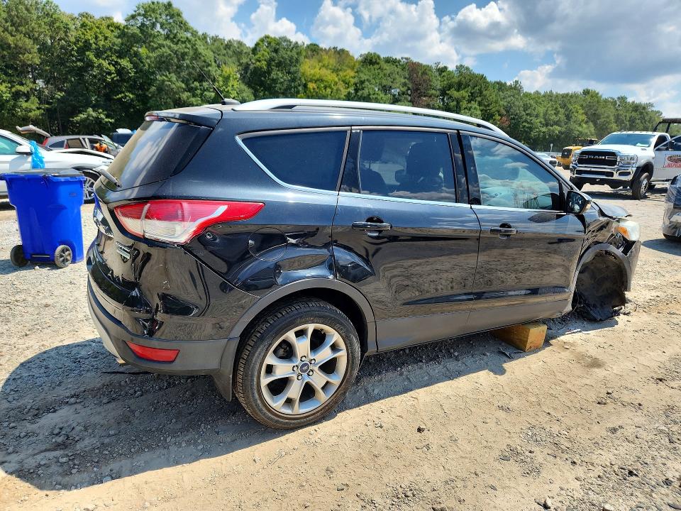 2014 Ford Escape მანქანა იყიდება აუქციონზე, vin: 1FMCU0J91EUD13679, აუქციონის ნომერი: 67442896