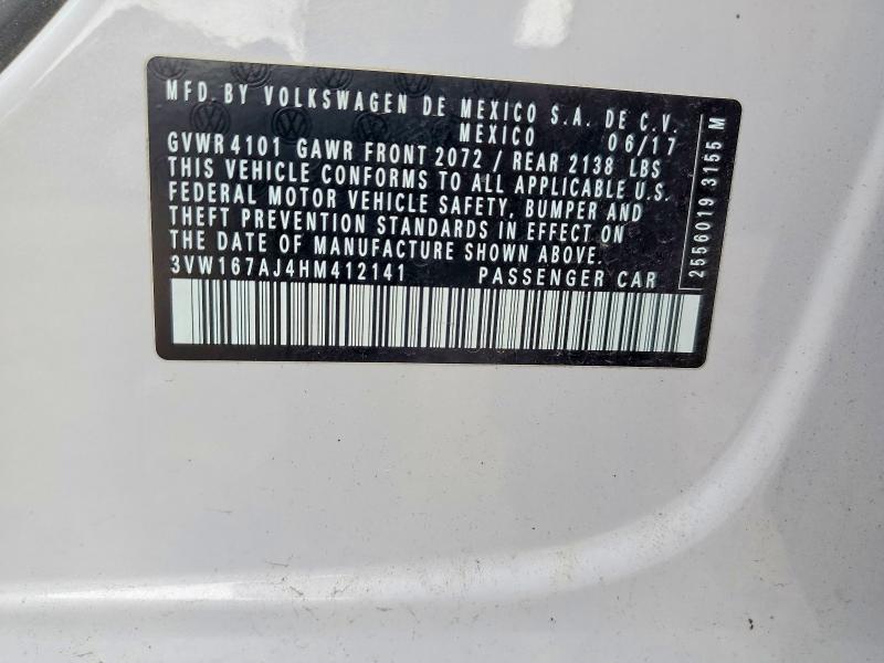 68982726 :رقم المزاد ، 3VW167AJ4HM412141 vin ، 2017 Volkswagen Jetta مزاد بيع