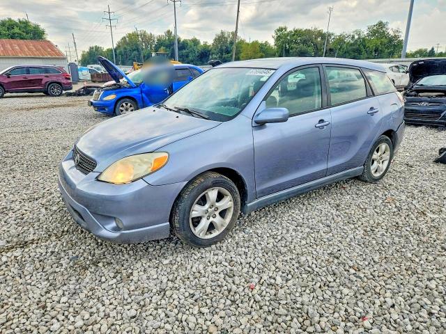 67694646 :رقم المزاد ، 2T1KR32E27C667709 vin ، 2007 Toyota Matrix مزاد بيع