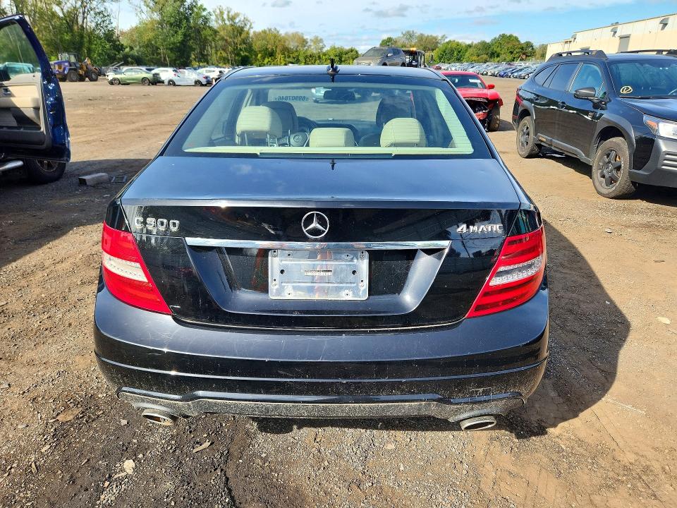 69907846 :رقم المزاد ، WDDGF8AB6DG127821 vin ، 2013 Mercedes-benz C مزاد بيع