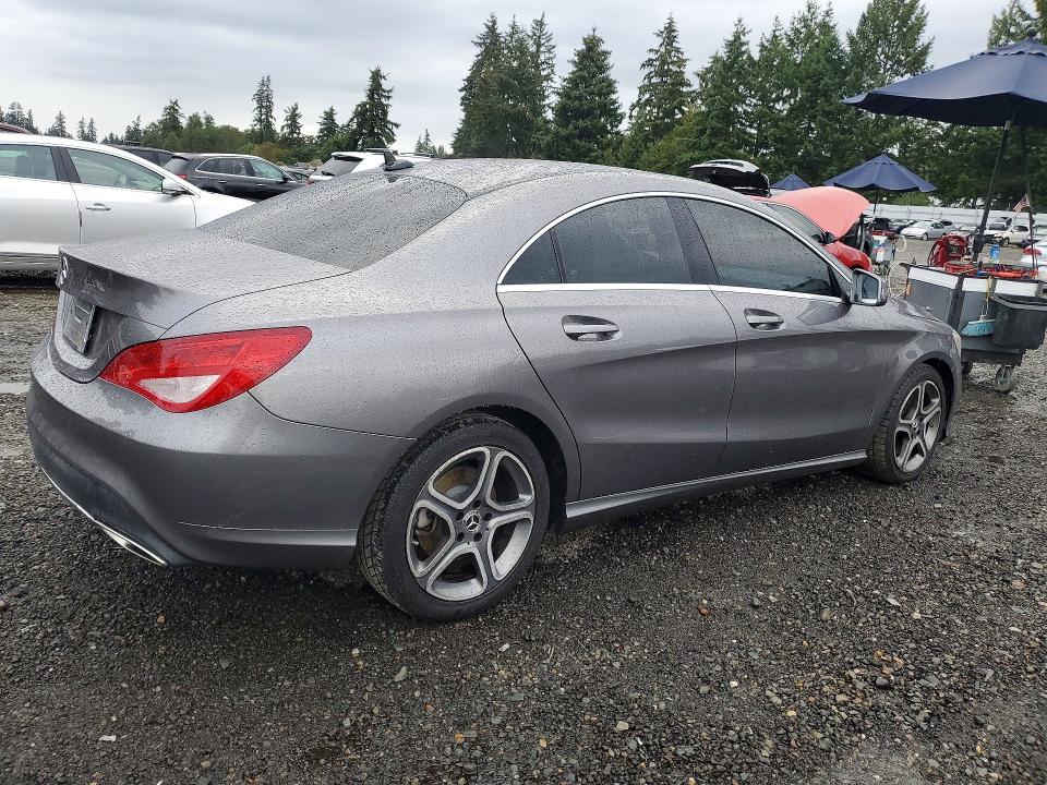 2018 Mercedes-benz Cla მანქანა იყიდება აუქციონზე, vin: WDDSJ4EB7JN695112, აუქციონის ნომერი: 67372996