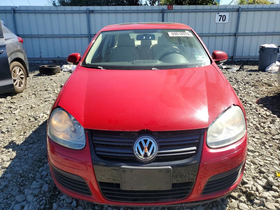 2010 Volkswagen Jetta მანქანა იყიდება აუქციონზე, vin: 3VWRA7AJ4AM065773        , აუქციონის ნომერი: 69018976