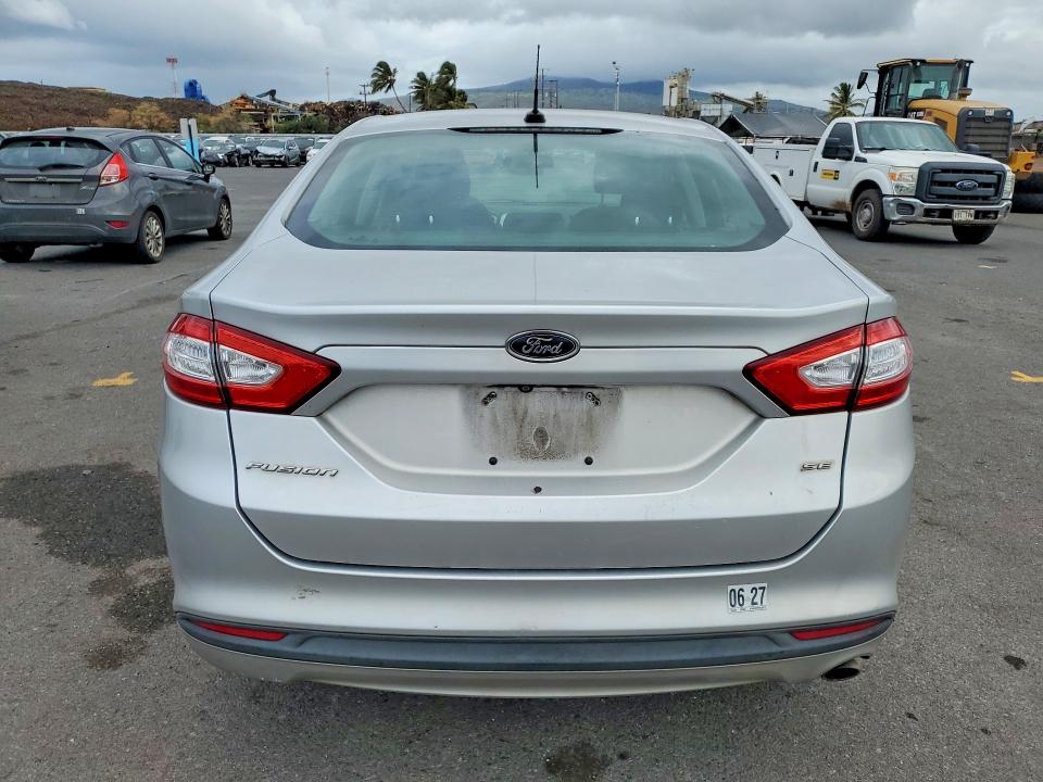 70133646 :رقم المزاد ، 3FA6P0H78FR228978 vin ، 2015 Ford Fusion مزاد بيع