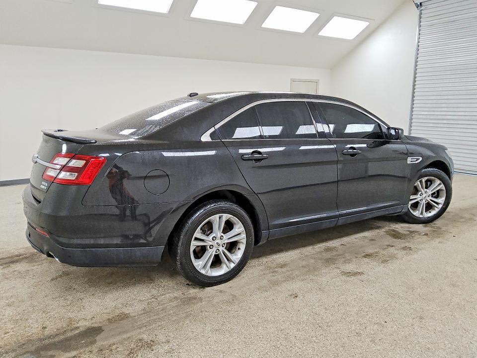 67868446 :رقم المزاد ، 1FAHP2H85EG133653 vin ، 2014 Ford Taurus مزاد بيع
