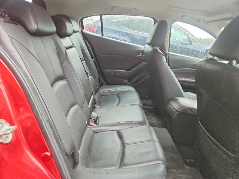68546976 :رقم المزاد ، 3MZBN1M3XJM189790 vin ، 2018 Mazda 3 مزاد بيع