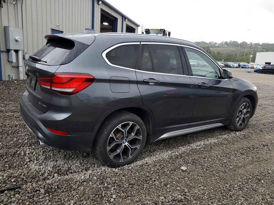 69789026 :رقم المزاد ، WBXJG9C03M5T75022 vin ، 2021 Bmw X1 مزاد بيع