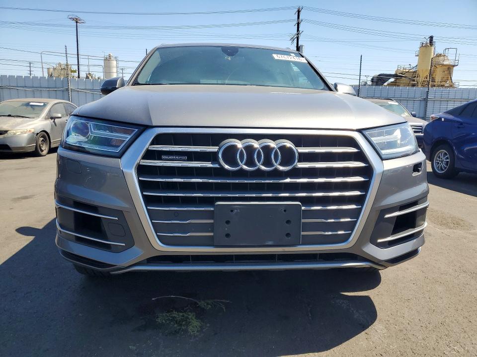 67672416 :رقم المزاد ، WA1AAAF77HD031773 vin ، 2017 Audi Q7 مزاد بيع