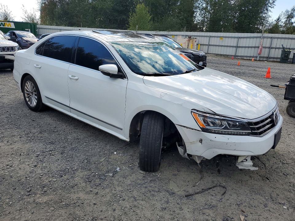 Продажа на аукционе авто 2016 Volkswagen Passat, vin: 1VWBS7A31GC019781, номер лота: 69445736