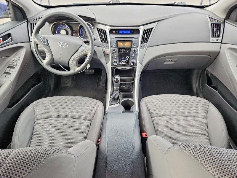 68673286 :رقم المزاد ، 5NPEB4AC0CH489720 vin ، 2012 Hyundai Sonata مزاد بيع