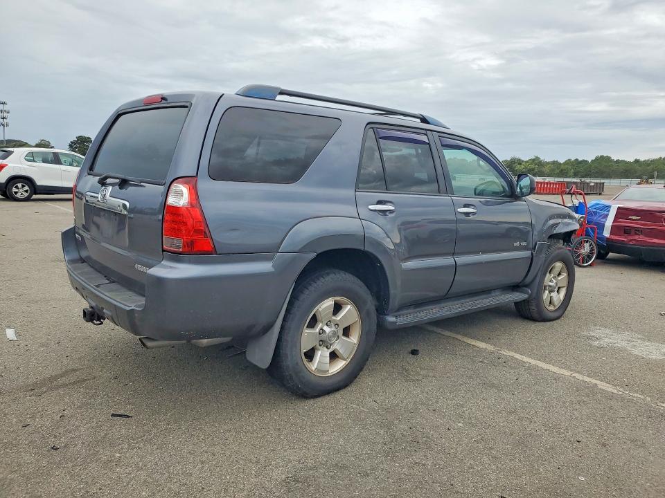 70684246 :رقم المزاد ، JTEBU14R078081407 vin ، 2007 Toyota 4runner مزاد بيع
