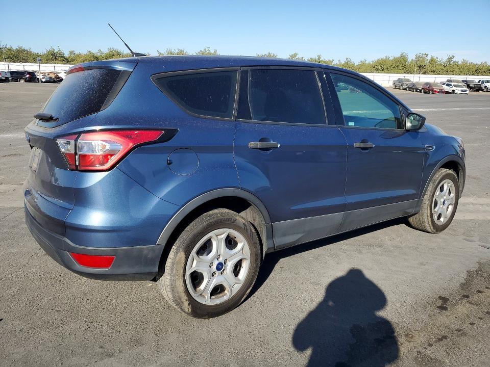 68185346 :رقم المزاد ، 1FMCU0F78JUB86852 vin ، 2018 Ford Escape مزاد بيع