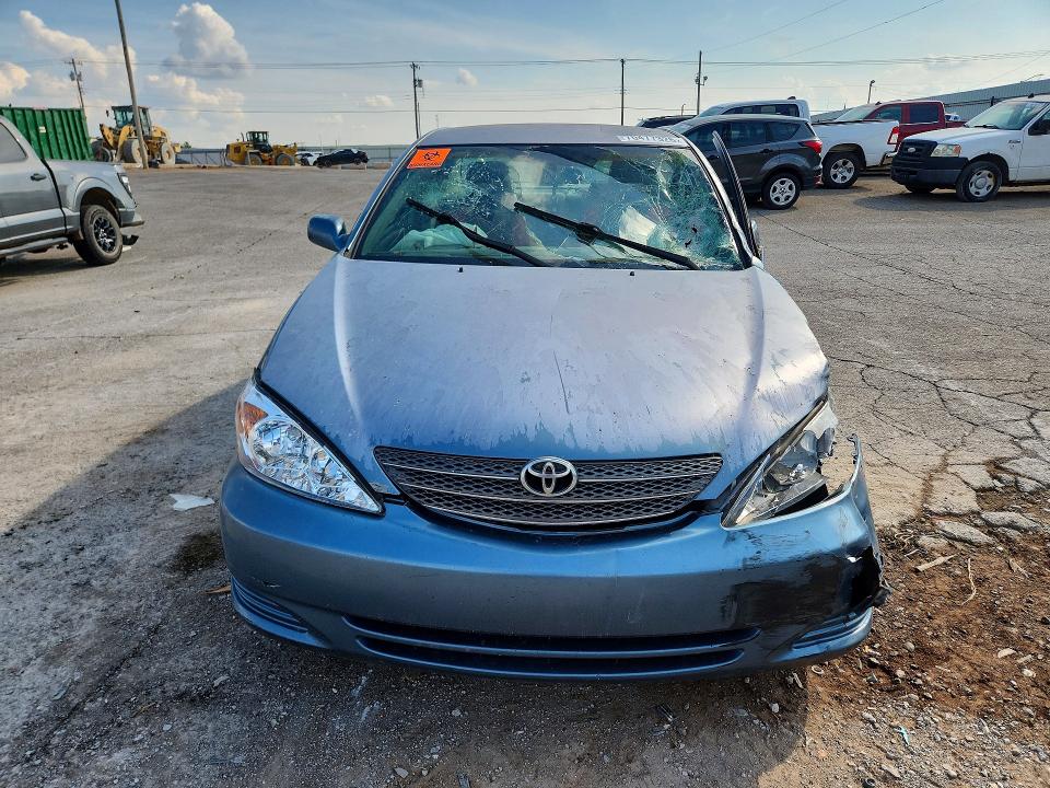 70477326 :رقم المزاد ، 4T1BE32K14U856914 vin ، 2004 Toyota Camry مزاد بيع