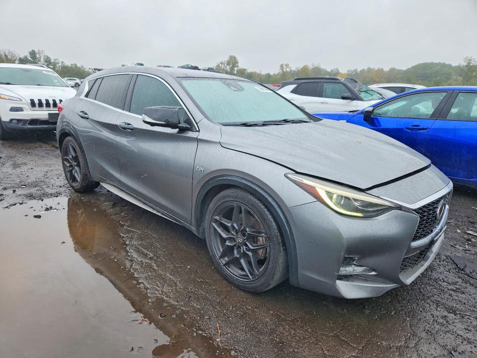 70818146 :رقم المزاد ، SJKCH5CP6HA028948 vin ، 2017 Infiniti Qx30 مزاد بيع