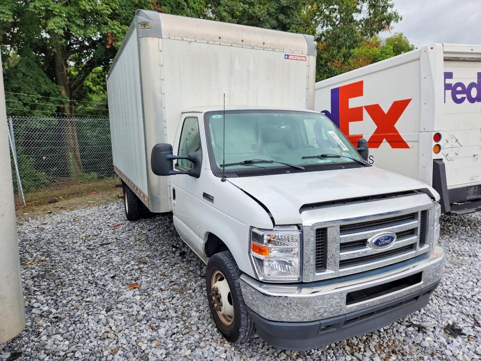 69572116 :رقم المزاد ، 1FDWE3FK6PDD09931 vin ، 2023 Ford Econoline مزاد بيع
