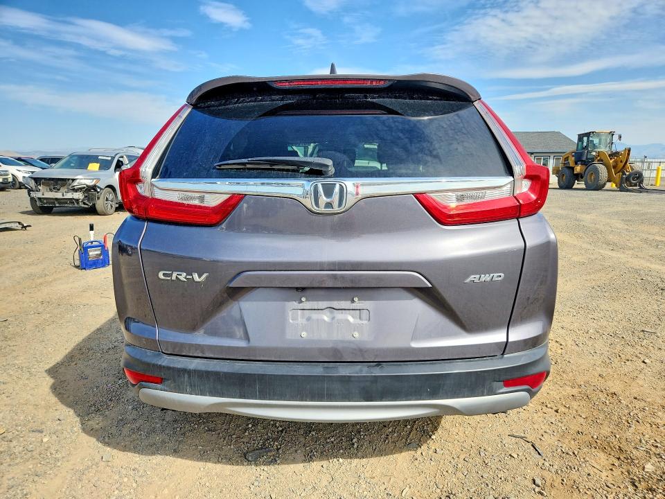 67369536 :رقم المزاد ، 2HKRW2H87JH670922 vin ، 2018 Honda Cr-v مزاد بيع